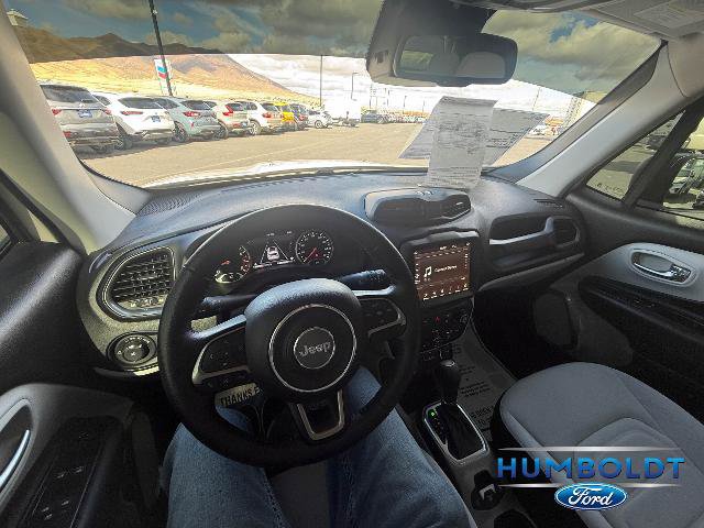 Used 2022 Jeep Renegade Latitude w/ Convenience Group image 15