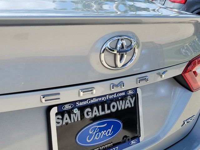 Used 2020 Toyota Camry XSE FWD image 10