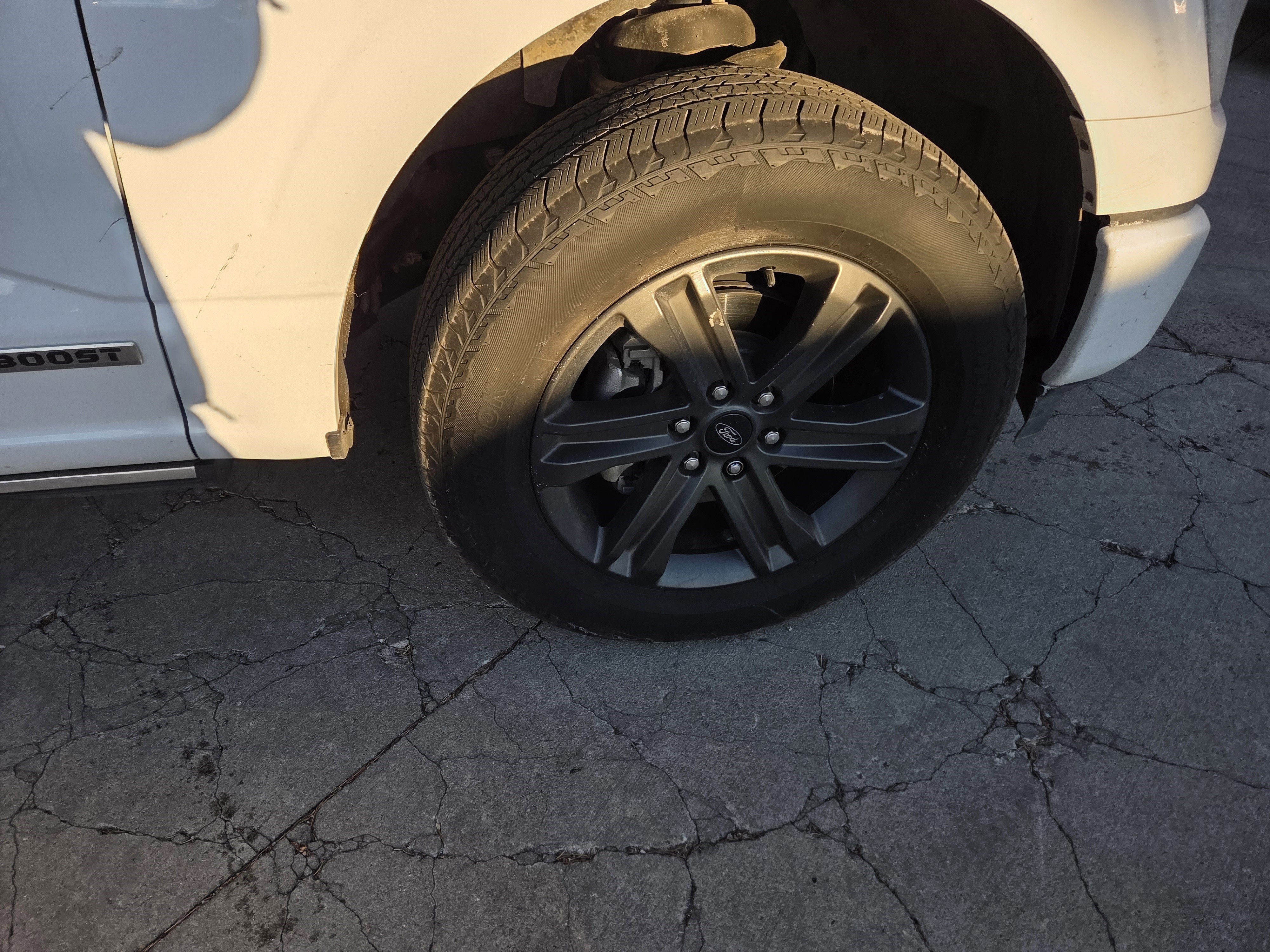 Certified 2023 Ford F150 Lariat w/ Equipment Group 502A High image 13