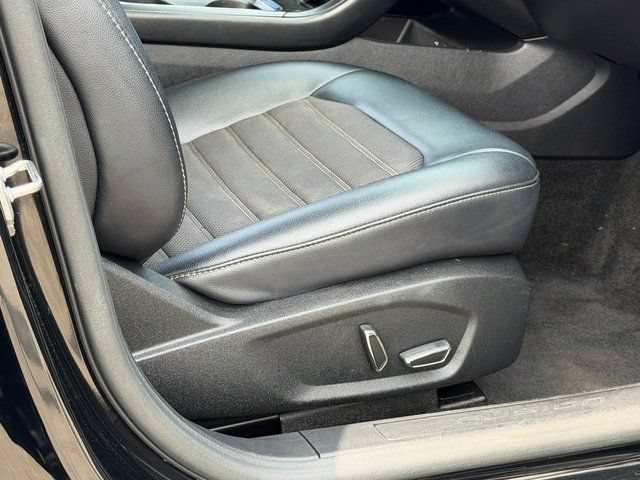 Certified 2018 Ford Fusion SE w/ Equipment Group 601A FWD image 31
