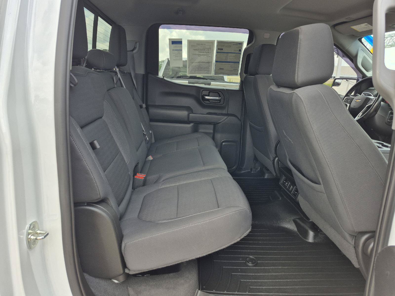 Used 2022 Chevrolet Silverado 1500 LT w/ Convenience Package II RWD image 10
