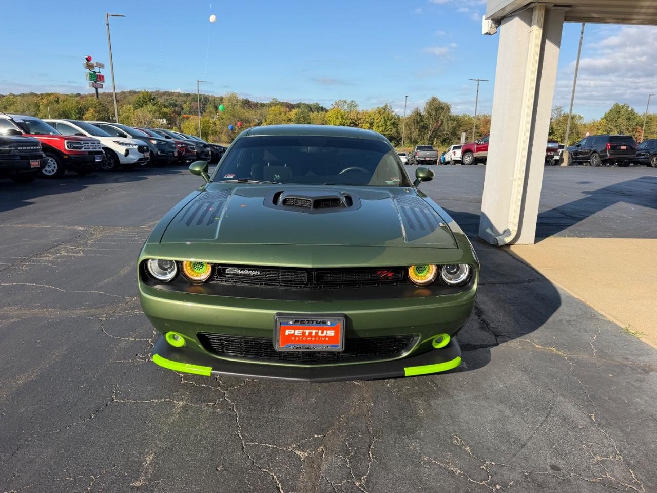 Used 2022 Dodge Challenger R/T Scat Pack w/ Shaker Package RWD image 8