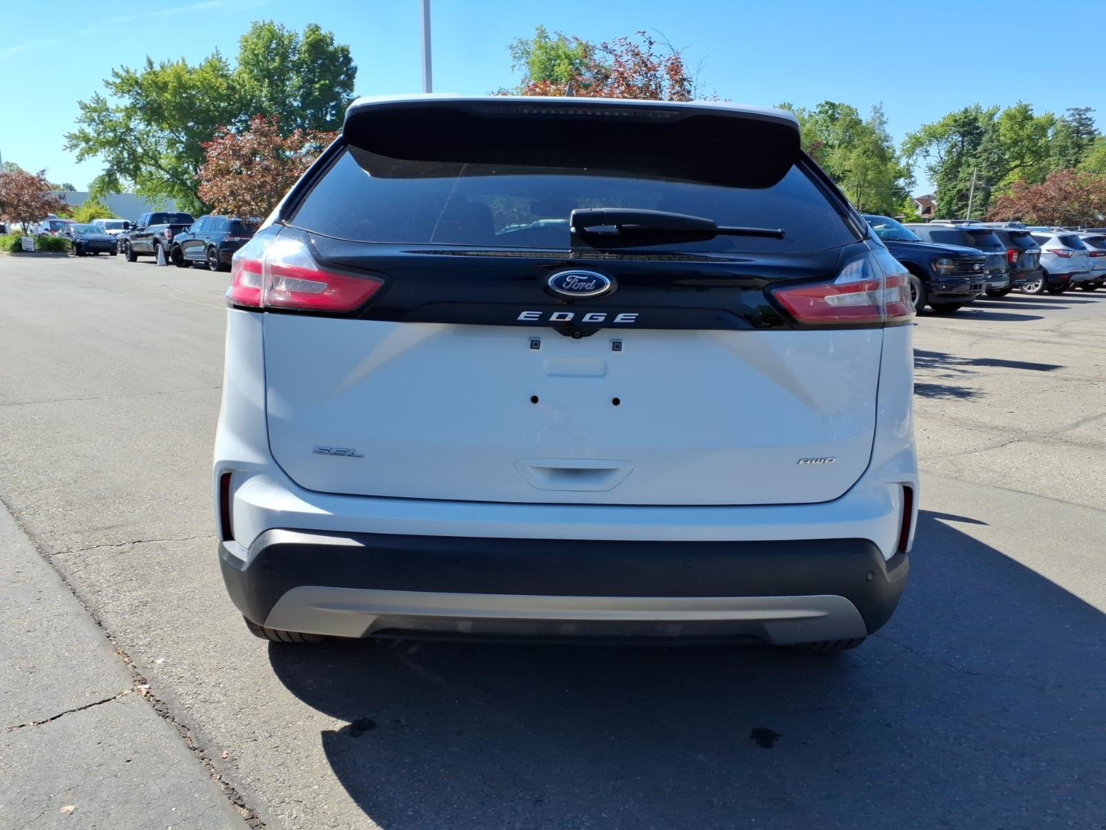 Certified 2023 Ford Edge SEL AWD/4WD image 8
