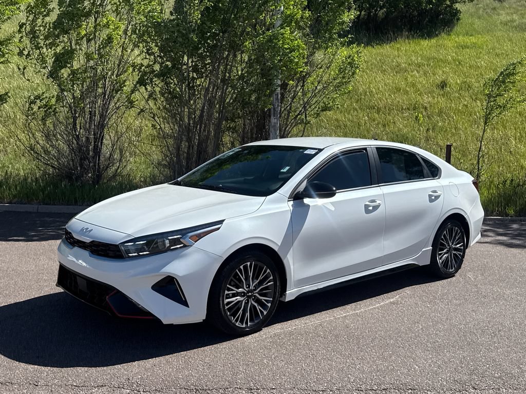 Used 2023 Kia Forte GT-Line w/ GT-Line Technology Package FWD image 4