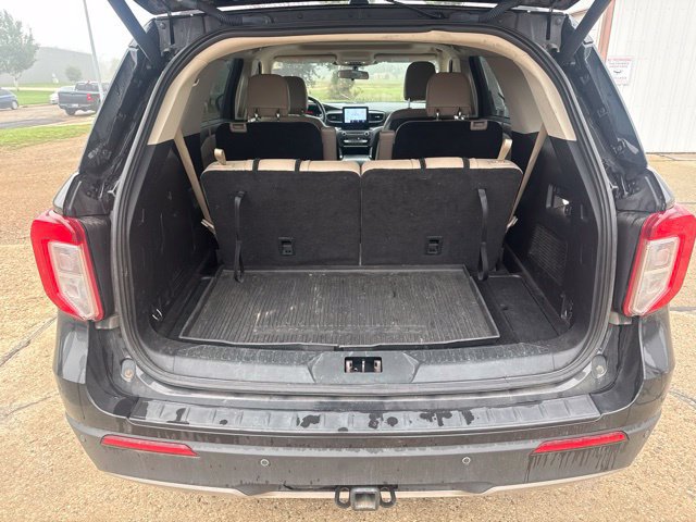 Certified 2020 Ford Explorer XLT w/ Equipment Group 202A AWD/4WD image 18