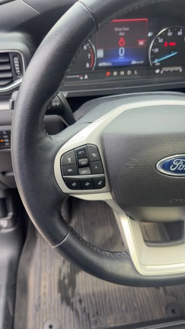 Certified 2023 Ford Explorer XLT w/ Equipment Group 202A AWD/4WD image 9