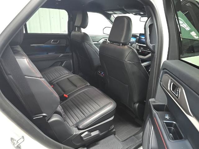 Certified 2025 Ford Explorer ST-Line w/ Premium Package AWD/4WD image 23