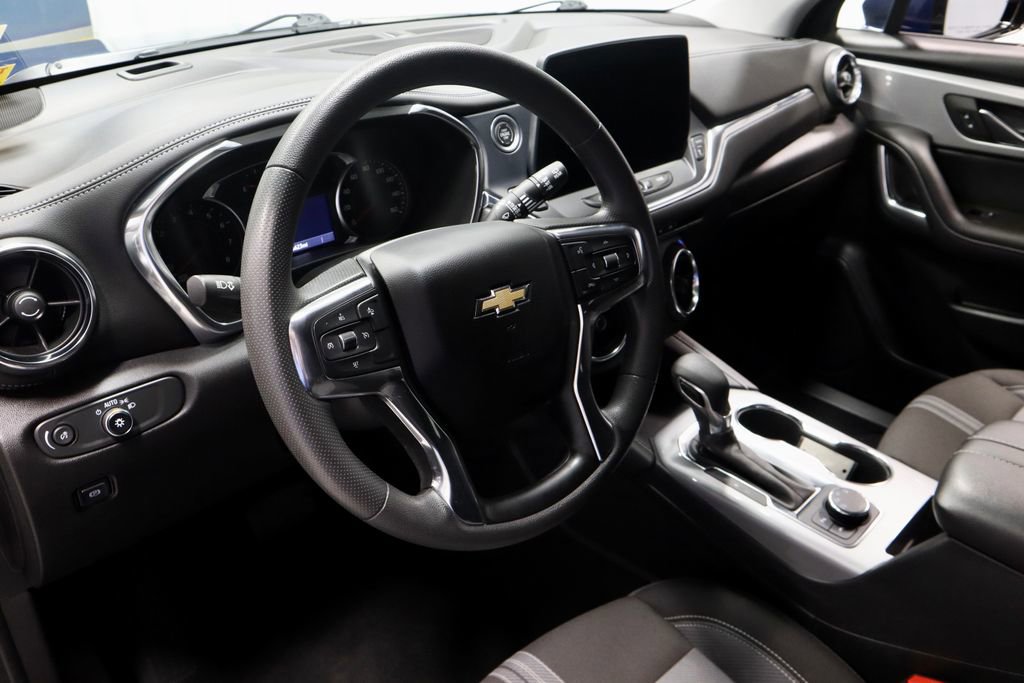 Used 2023 Chevrolet Blazer LT w/ Driver Confidence Package AWD/4WD image 24