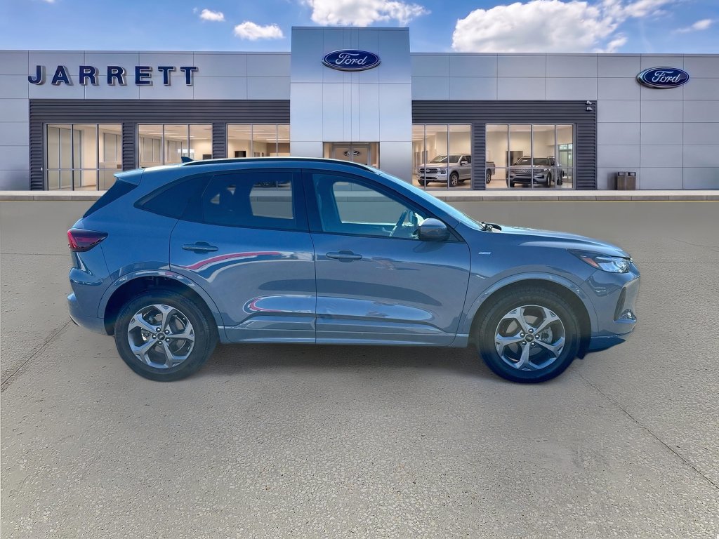 Certified 2023 Ford Escape ST-Line Select w/ Tech Pack #1 AWD/4WD image 8