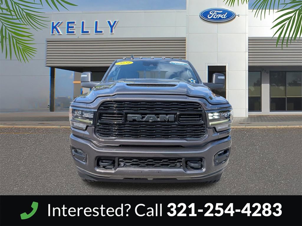 Used 2024 RAM 2500 Limited AWD/4WD image 3