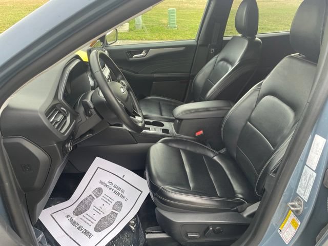 Certified 2024 Ford Escape Platinum AWD/4WD image 16
