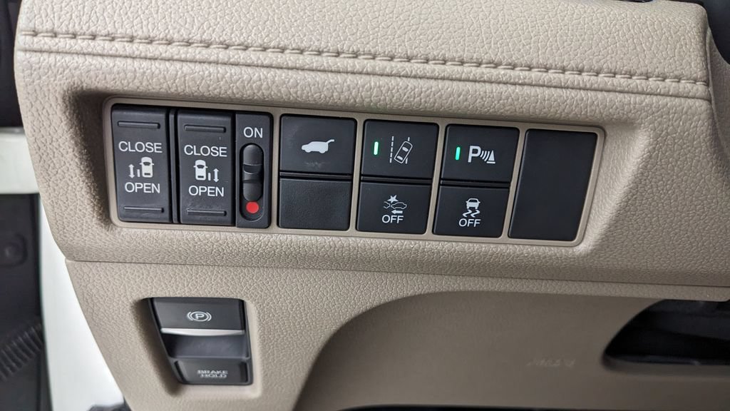 Used 2019 Honda Odyssey Elite image 21