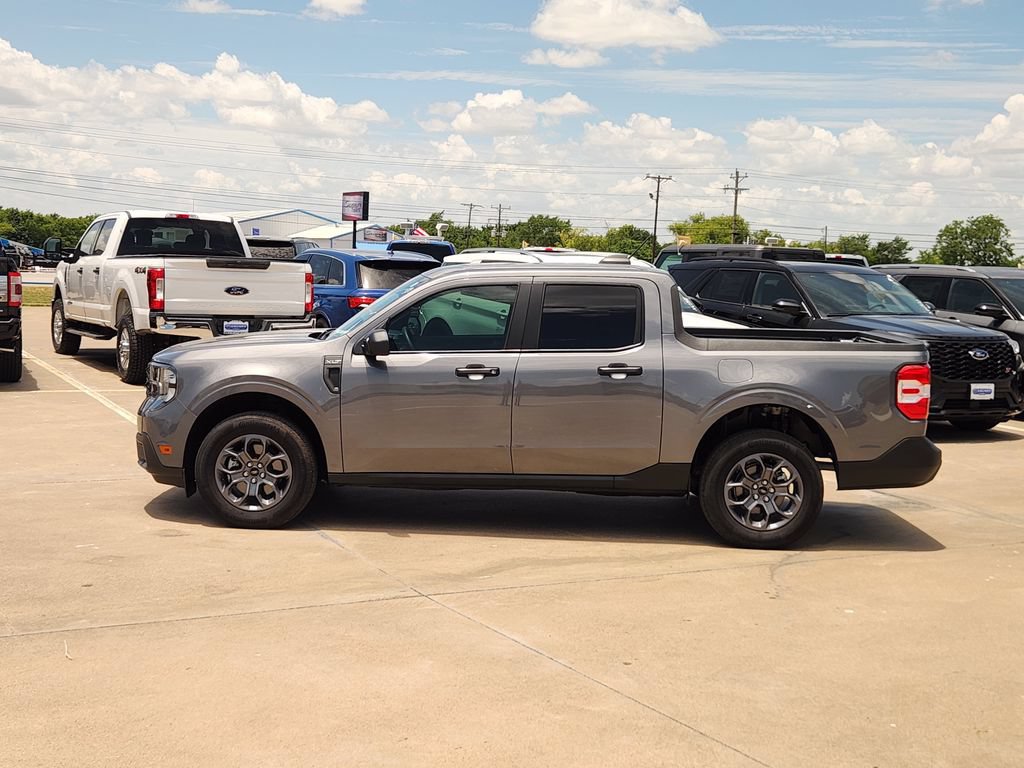 Certified 2025 Ford Maverick XLT FWD image 4