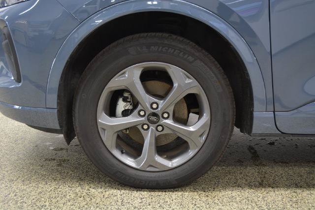 Certified 2024 Ford Escape ST-Line w/ Tech Pack #1 AWD/4WD image 11