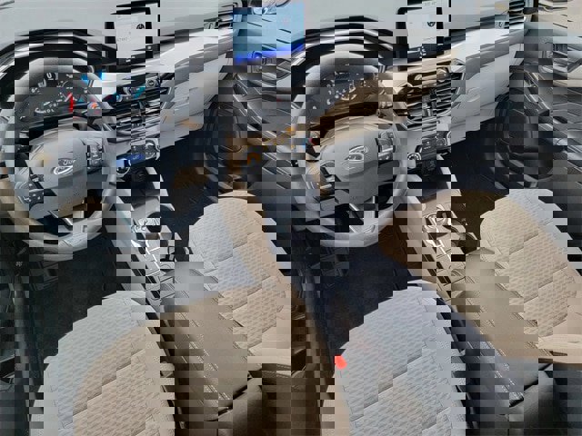 Certified 2022 Ford Escape SE image 38