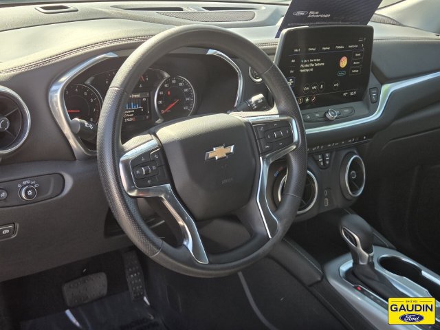 Used 2025 Chevrolet Blazer LT FWD image 19