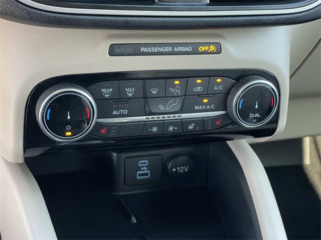 Certified 2022 Ford Escape SEL image 17