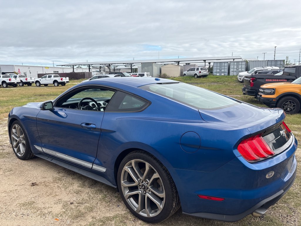 Certified 2018 Ford Mustang Premium RWD image 13