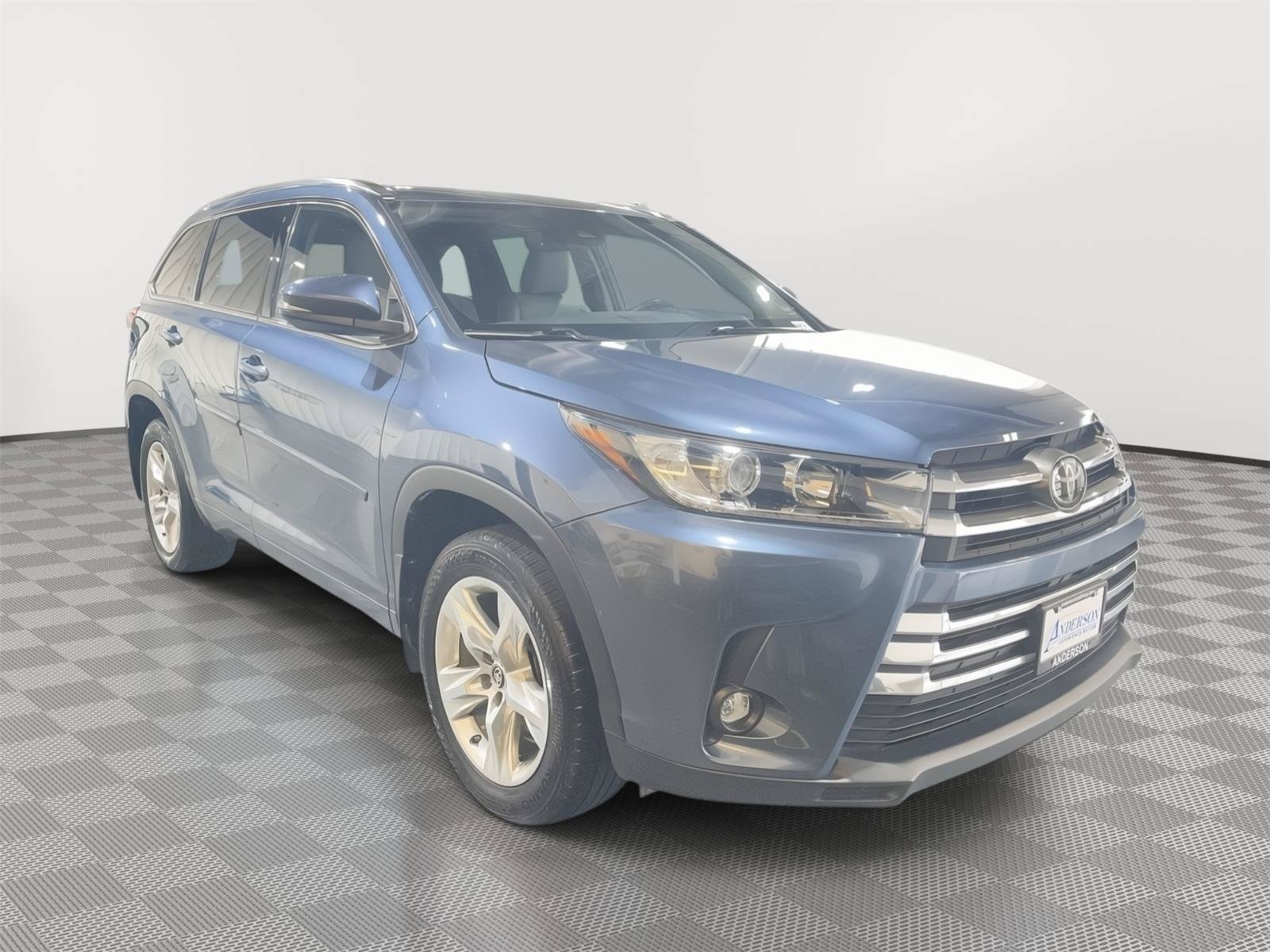Used 2019 Toyota Highlander Limited AWD/4WD image 5