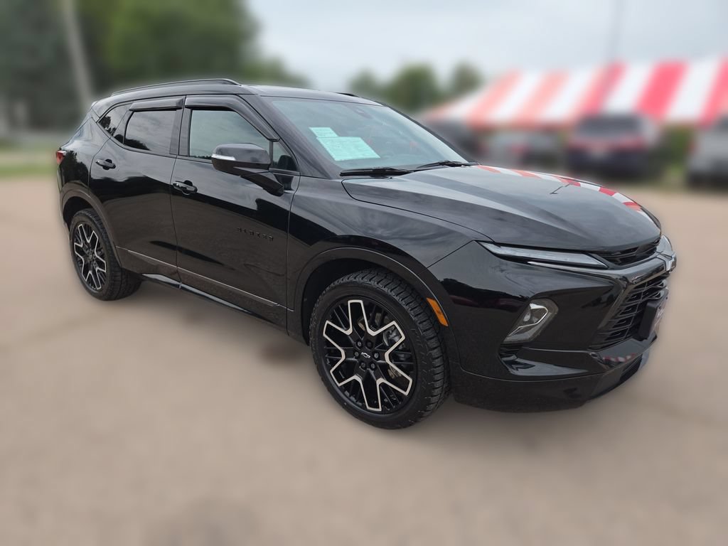 Used 2023 Chevrolet Blazer RS w/ Enhanced Convenience Package AWD/4WD image 9
