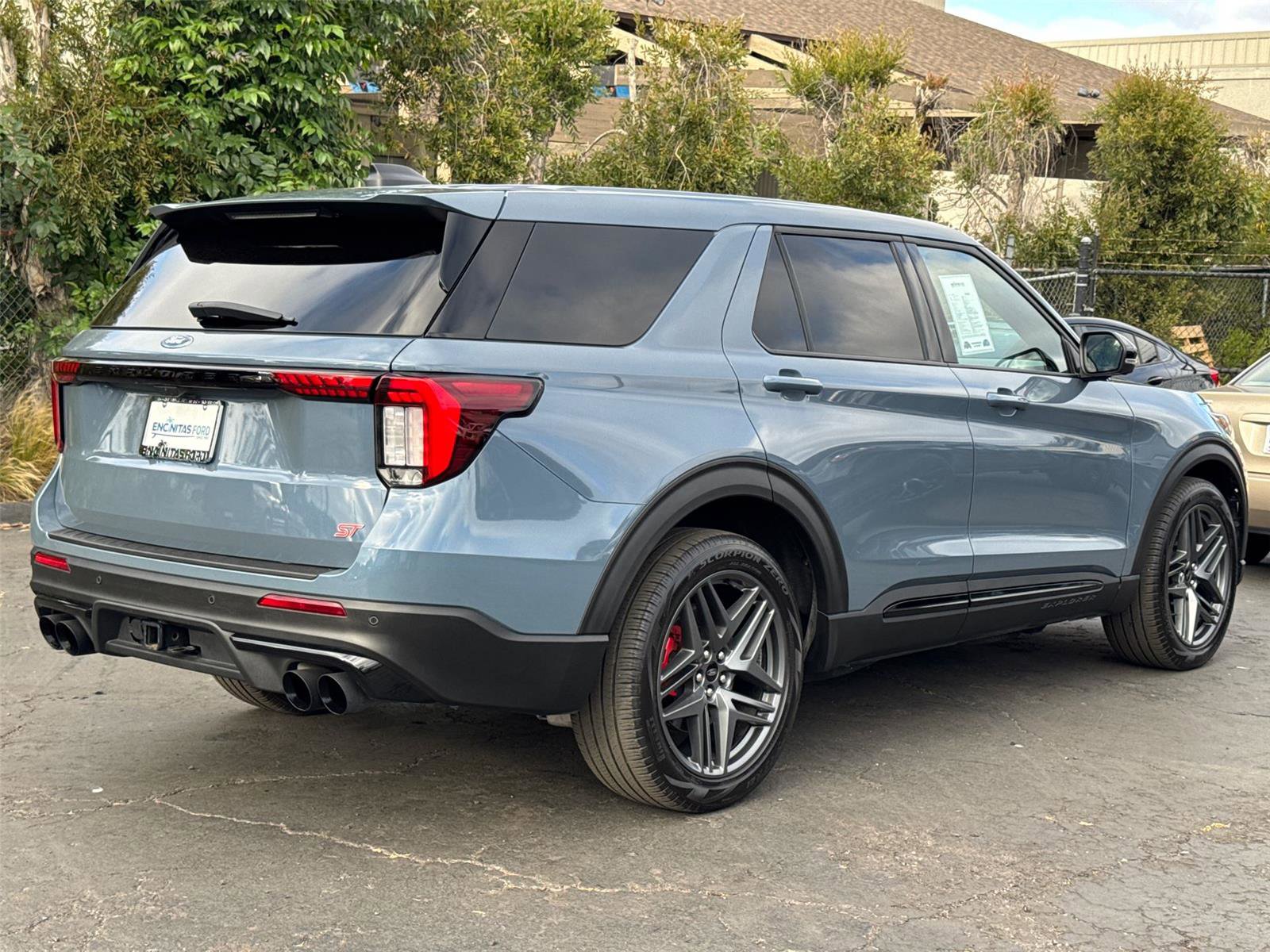 Certified 2025 Ford Explorer ST AWD/4WD image 14