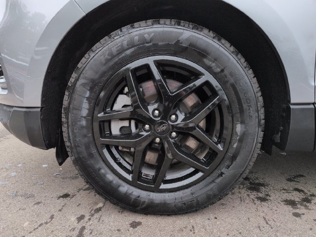 Certified 2024 Ford Edge SEL AWD/4WD image 10