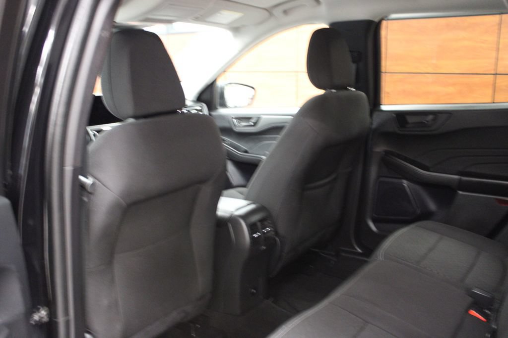 Certified 2024 Ford Escape Active w/ Cold Weather Package FWD image 38