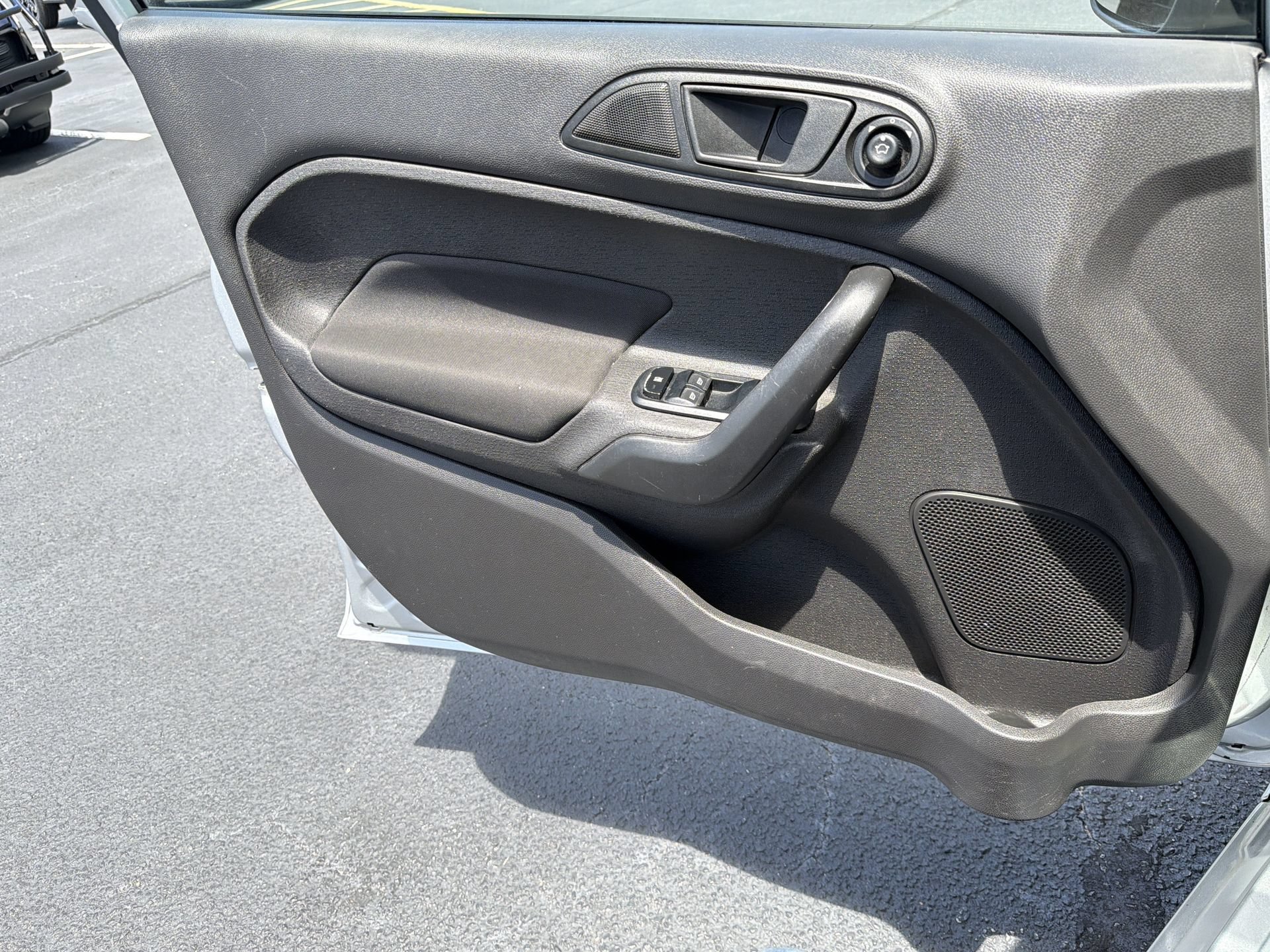 Certified 2018 Ford Fiesta SE FWD image 14