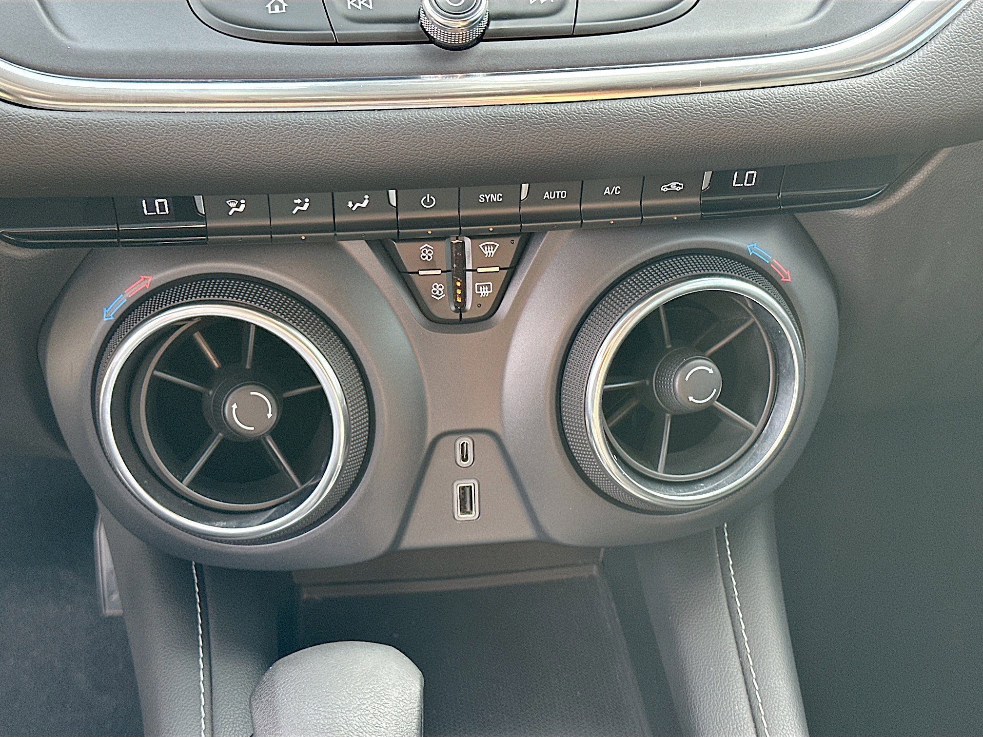 Used 2023 Chevrolet Blazer LT image 15