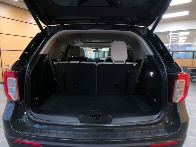 Certified 2023 Ford Explorer XLT w/ Equipment Group 202A image 23