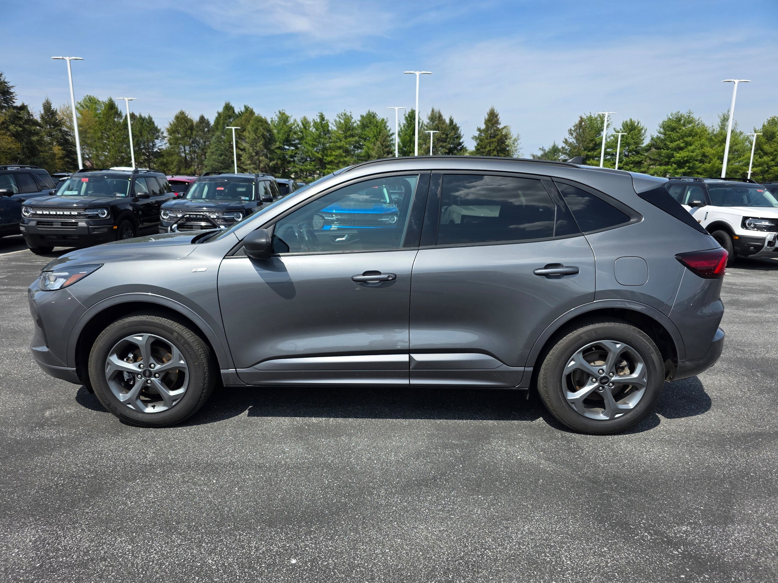 Certified 2024 Ford Escape ST-Line w/ Tech Pack #1 AWD/4WD image 2