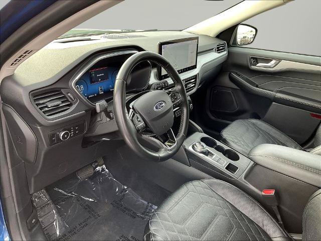 Certified 2023 Ford Escape Platinum w/ Premium Technology Package AWD/4WD image 18