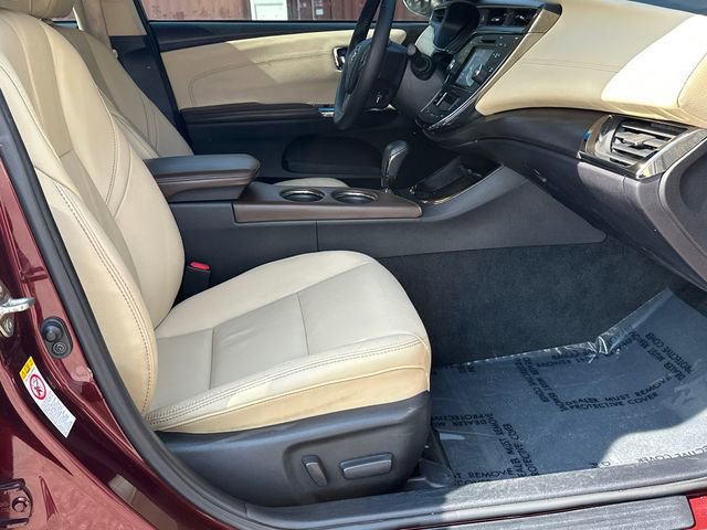 Used 2017 Toyota Avalon XLE Plus FWD image 13