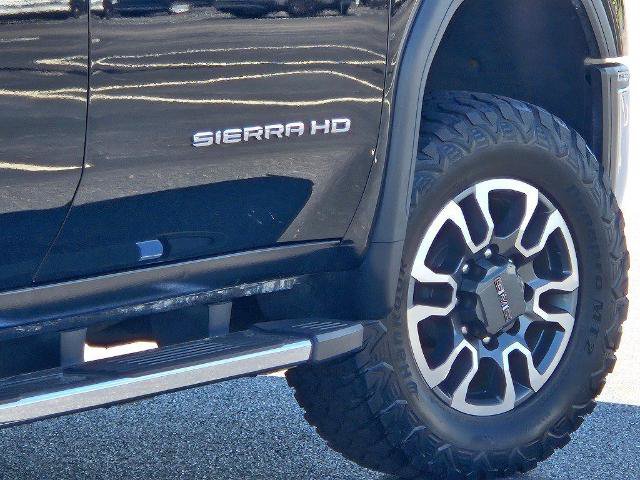 Used 2024 GMC Sierra 2500 SLT w/ SLT Premium Package AWD/4WD image 13