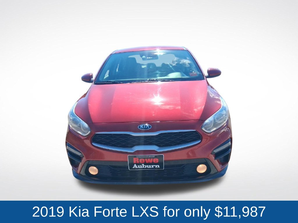 Used 2019 Kia Forte LXS FWD image 2