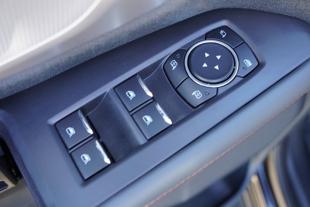 Certified 2025 Ford Expedition Active AWD/4WD image 27