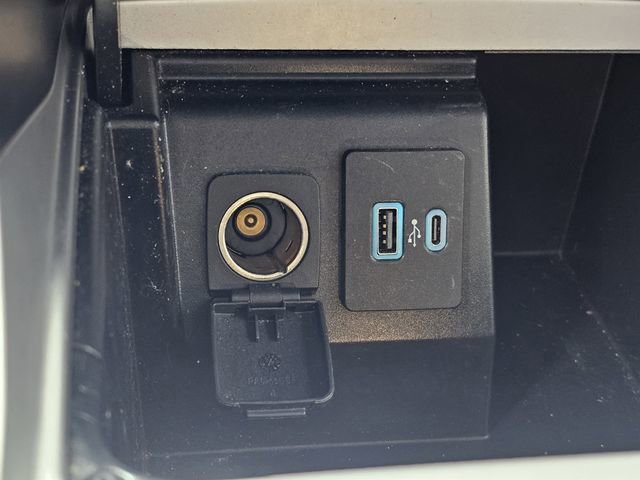 Certified 2021 Ford Explorer Limited image 21