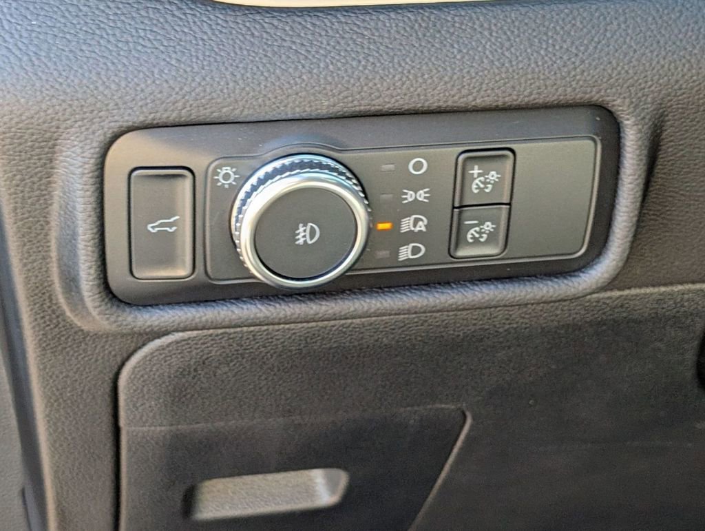 Certified 2021 Ford Explorer XLT w/ Equipment Group 202A image 42