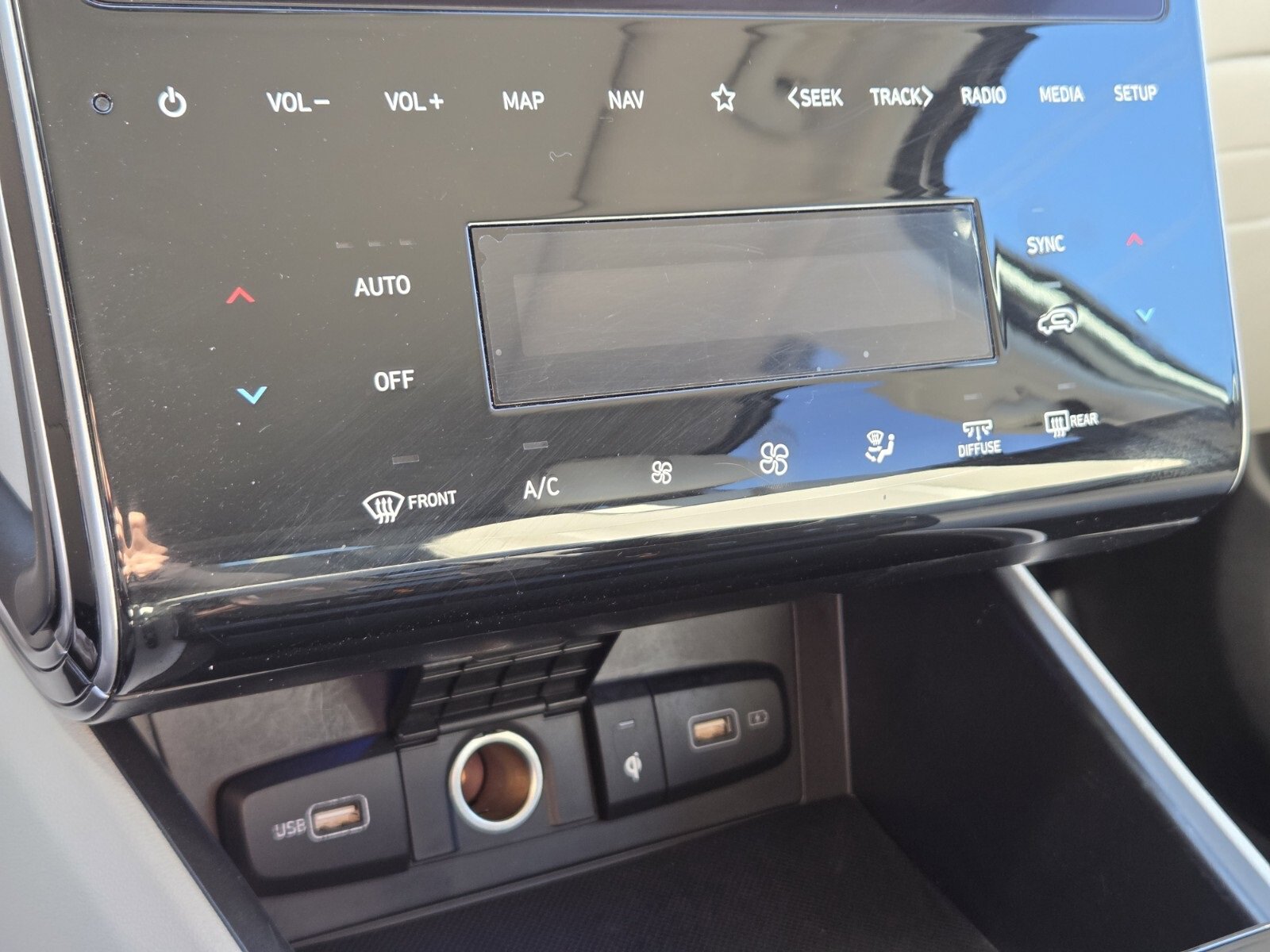 Used 2024 Hyundai Tucson Limited image 23