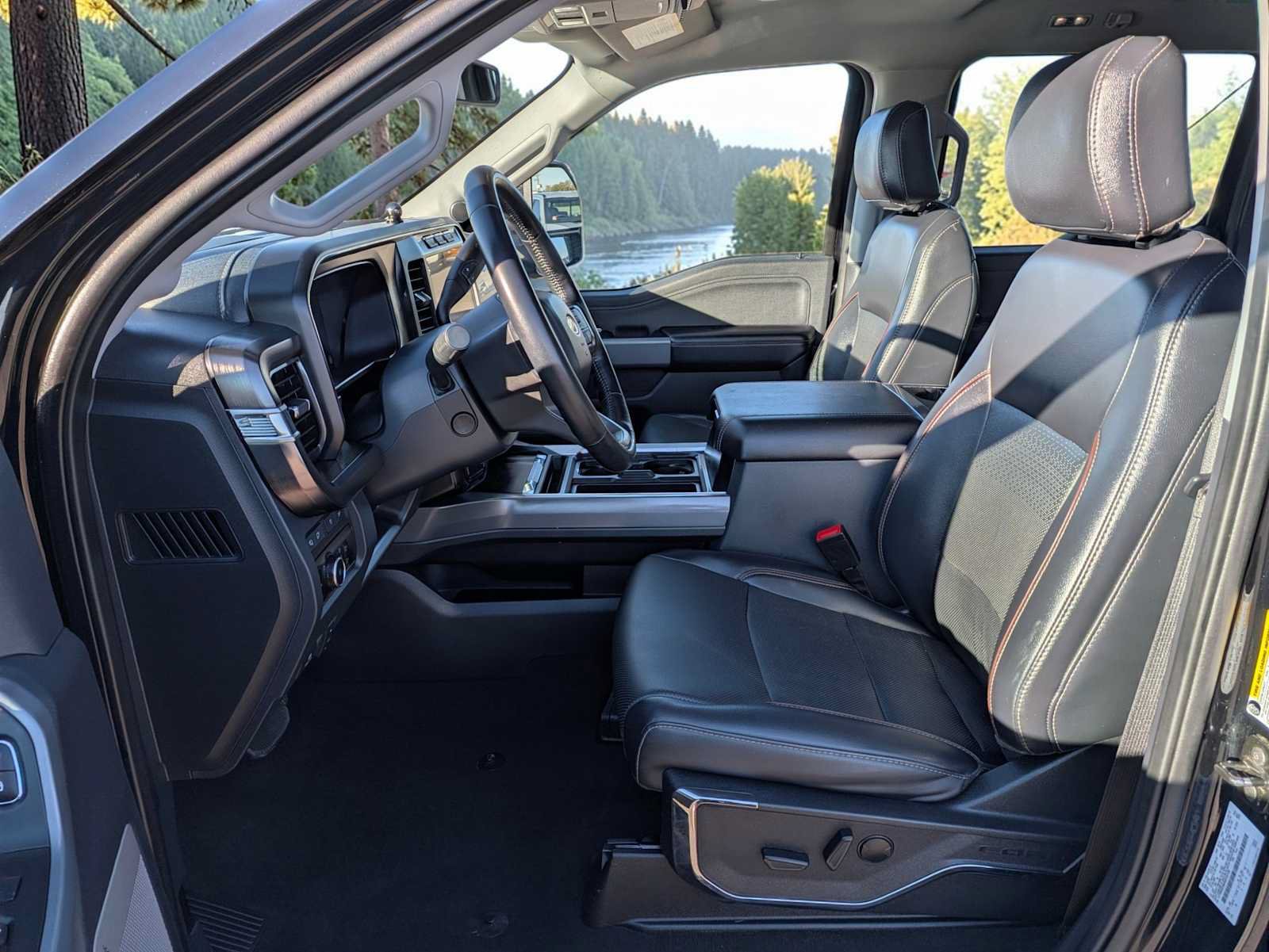 Certified 2024 Ford F450 Lariat w/ Lariat Ultimate Package AWD/4WD image 14