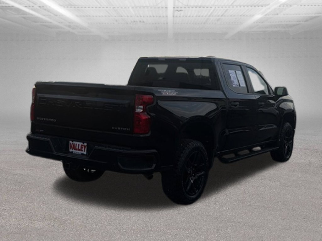 Used 2022 Chevrolet Silverado 1500 Custom Trail Boss AWD/4WD image 12