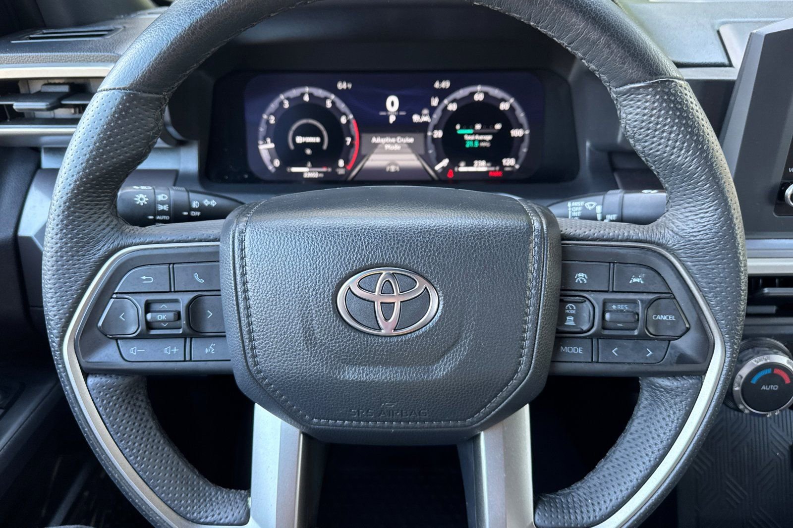 Used 2025 Toyota Tacoma TRD Off-Road AWD/4WD image 35