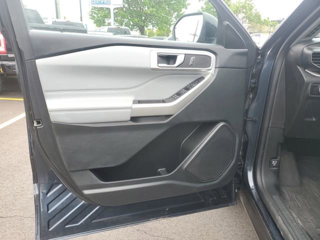 Certified 2023 Ford Explorer XLT w/ Equipment Group 202A AWD/4WD image 10