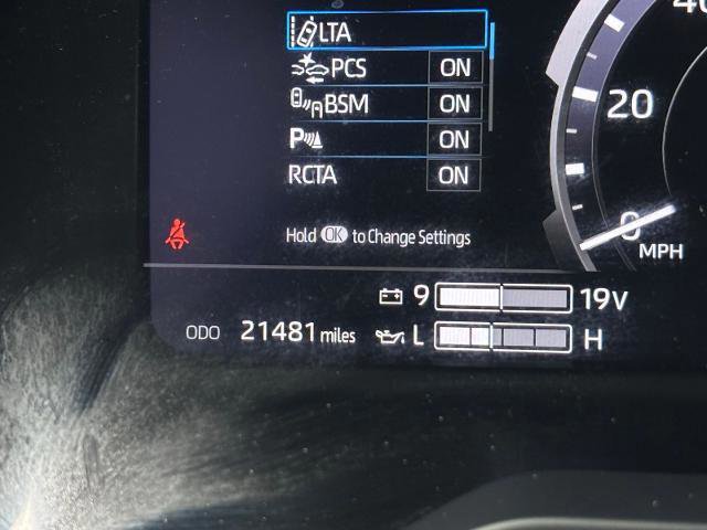 Used 2025 Toyota Sequoia Capstone AWD/4WD image 26