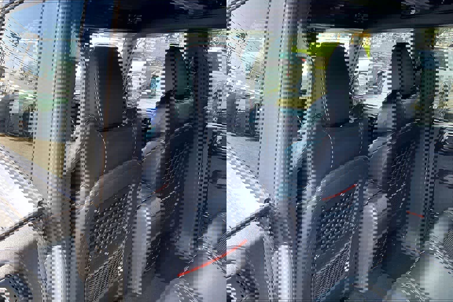 Certified 2024 Ford Bronco Raptor w/ Interior Carbon Fiber Pack 6 AWD/4WD image 14