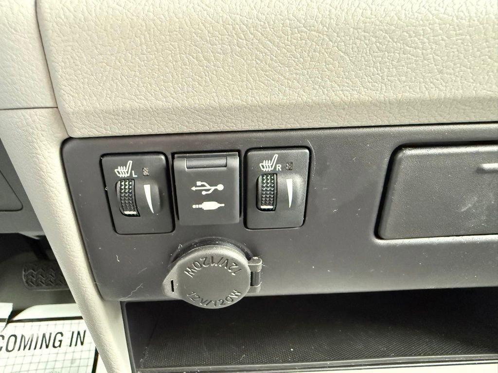Used 2019 Toyota Sienna XLE w/ XLE Navigation Package AWD/4WD image 24