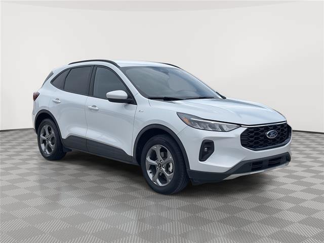 Certified 2025 Ford Escape ST-Line Select AWD/4WD image 5