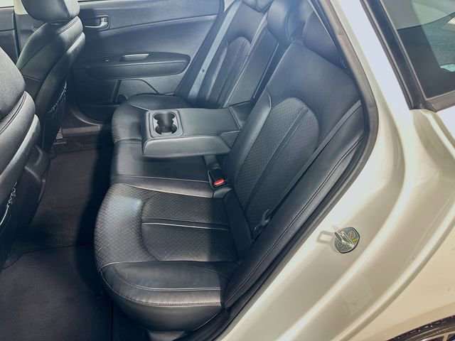 Used 2020 Kia Optima SE image 15