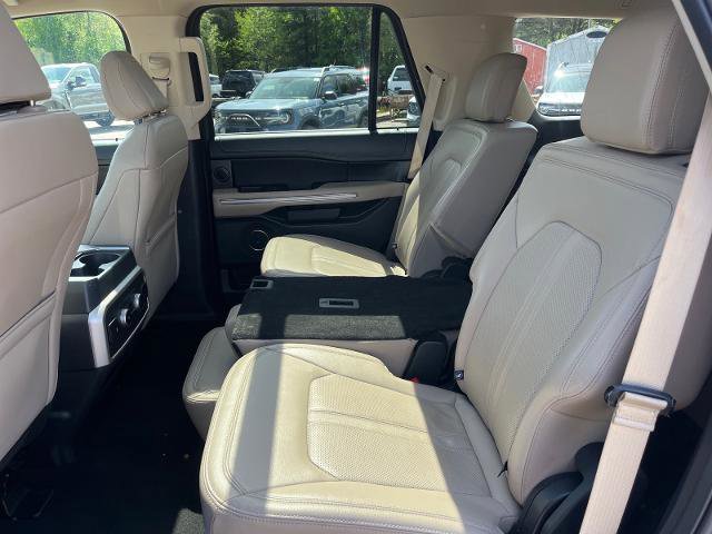 Certified 2024 Ford Expedition Limited AWD/4WD image 18