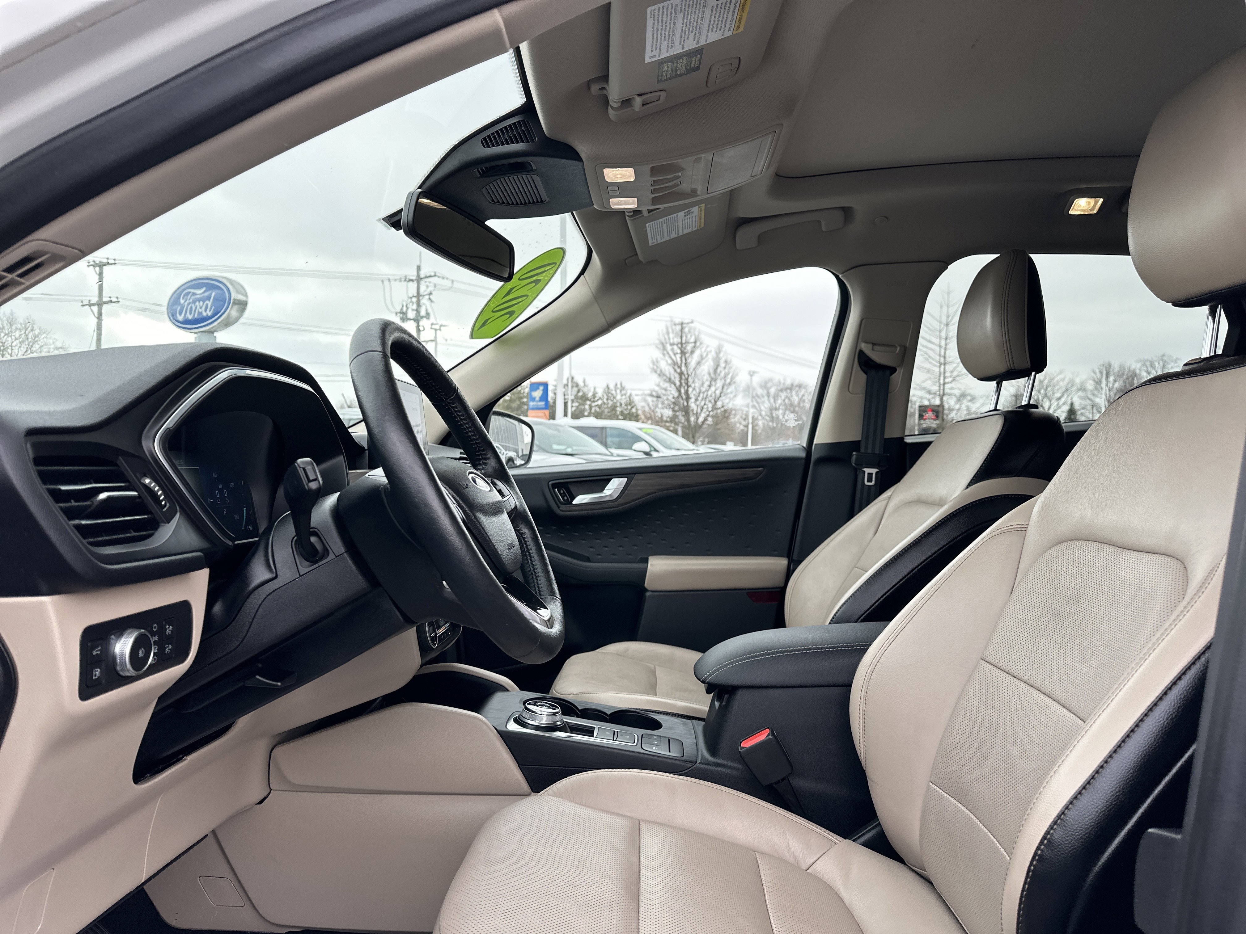 Certified 2020 Ford Escape Titanium w/ Titanium Premium Package 2.0 image 17